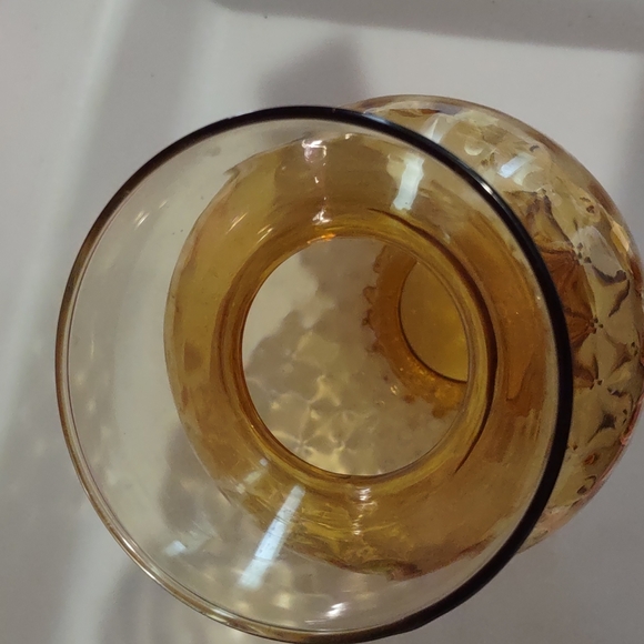 Vase - Picture 3 of 6